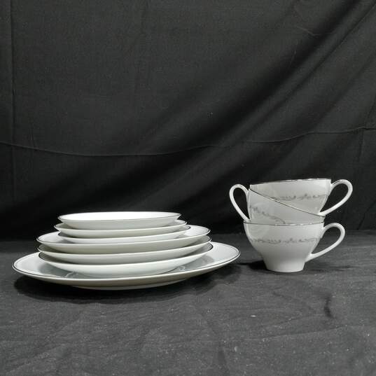Bundle of Assorted Noritake Plates & Tea Cups image number 7
