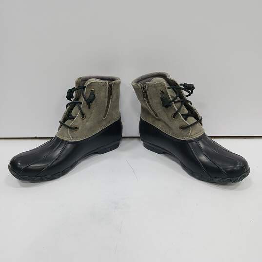 Women's Sperry USA 8 Grey Boots image number 2