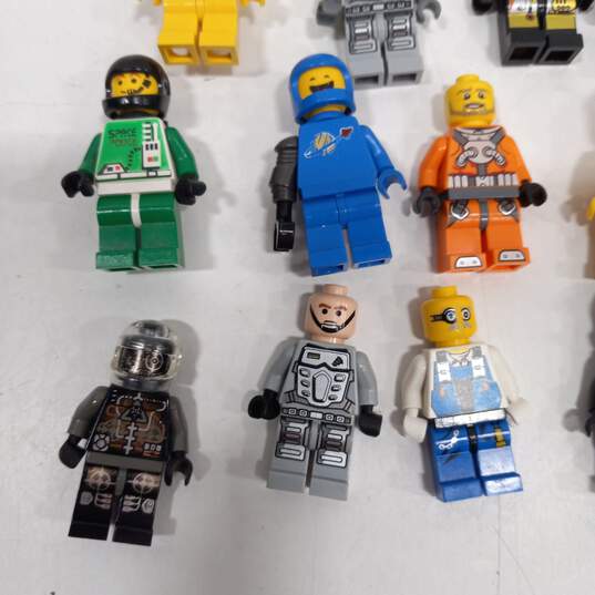 Bundle of Lego Space Minifigures image number 6