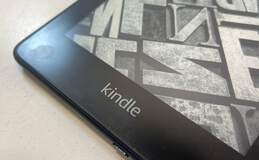 Amazon Kindle Paperwhite PQ94WIF 10th Gen 8GB E-Reader alternative image