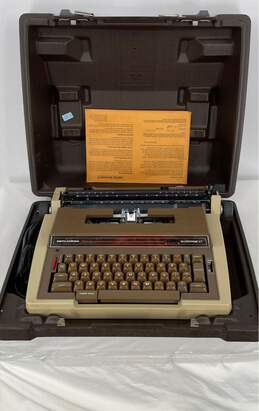 VTG Smith-Corona Enterprise XT Electric Typewriter w/ Hard Case E-0547310-A alternative image
