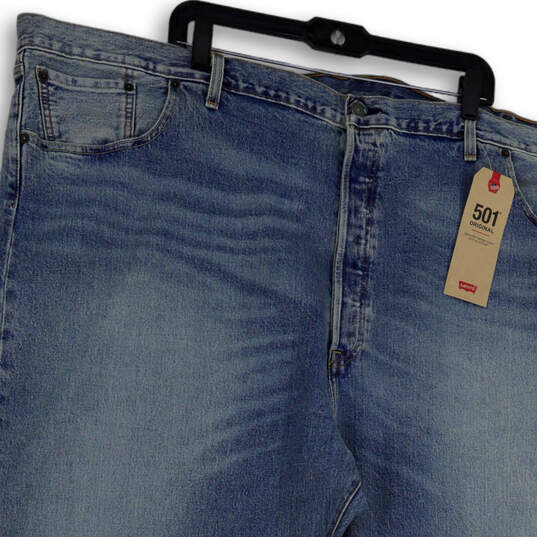 NWT Mens Blue 501 Medium Wash Pockets Stretch Denim Straight Jeans Sz 54X30 image number 3