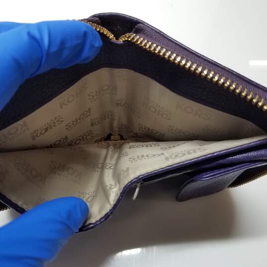 Michael Kors Small Wallet  Small wallet, Wallet, Zip around wallet