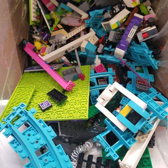 Lego Bundle Lot of Mixed Pieces image number 1