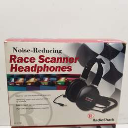 Lot of 2 RadioShack Noise Reducing Race Scanner Headphones alternative image