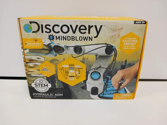 Discovery Mindblown Hydraulic Arm Toy image number 1