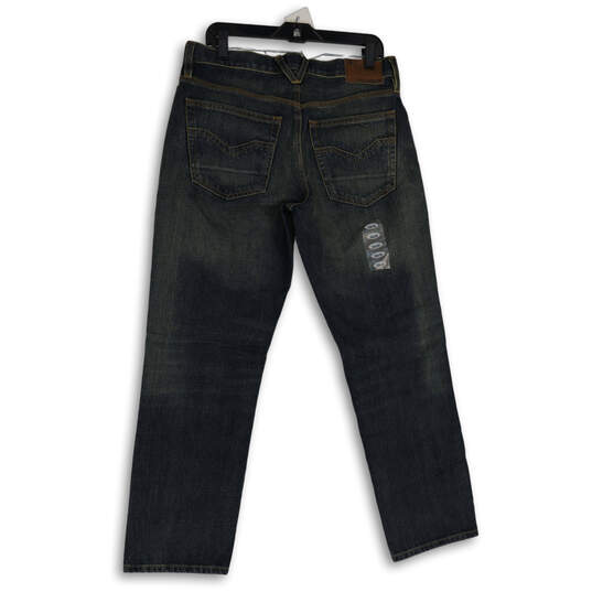NWT Mens Gray Denim Medium Wash 5-Pocket Design Straight Leg Jeans Sz 32x30 image number 2