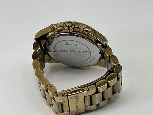 Womens MK-5605 Bradshaw Gold Date Indicator Round Quartz Wristwatch 154g image number 5
