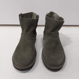 Ugg Women's Green Size 7 Boots