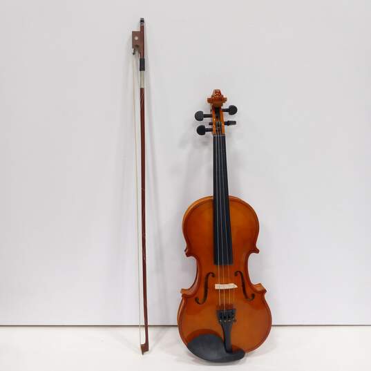 Violin In Hard Case image number 3