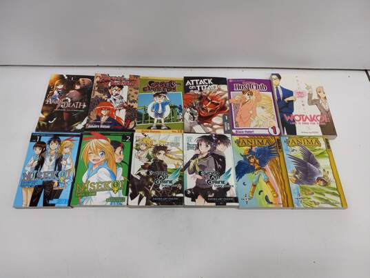 Bundle of 12 Assorted Manga Anime Softcover Books image number 2