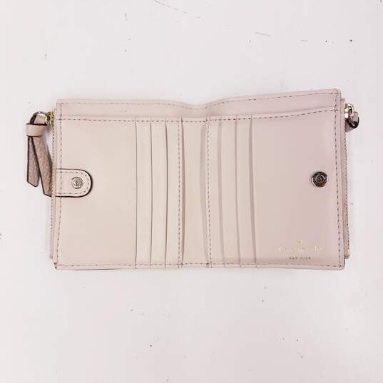 Kate Spade Pebbled Leather Bifold with Coin Pockets Beige image number 7