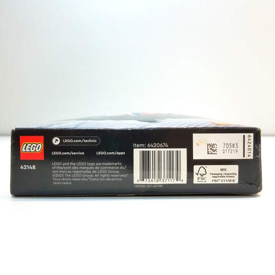 LEGO TECHNIC: Snow Groomer  (42148) image number 7
