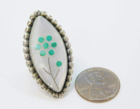 Artisan Zuni 925 Southwestern Turquoise Inlay Flower White Mother of Pearl Dotted Pointed Ring 8.8g image number 3