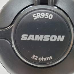 Samson SR950 32 Ohm Headphones For Parts/Repair alternative image