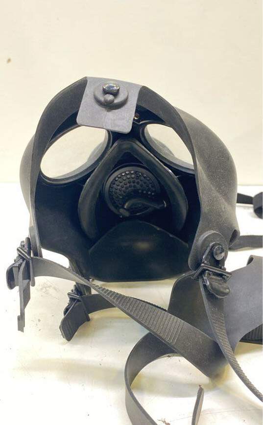 Unbranded Gas Mask image number 4