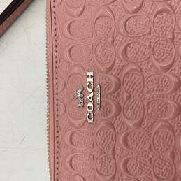 Womens Pink Signature Print Zipper Coin Purse Wristlet Wallet alternative image