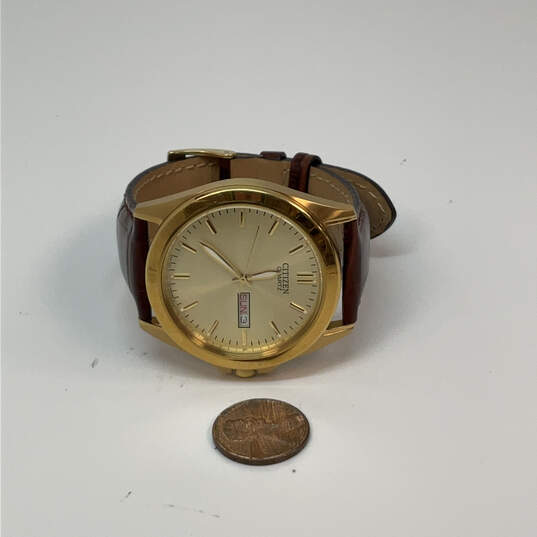Designer Citizen Gold-Tone Brown Leather Strap Round Dial Analog Wristwatch image number 3