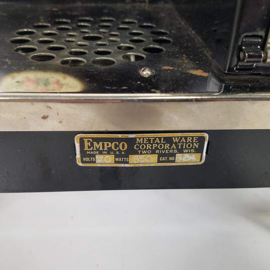 Miniature Toy Electric Cooking Stove / Oven. Antique Playset image number 7