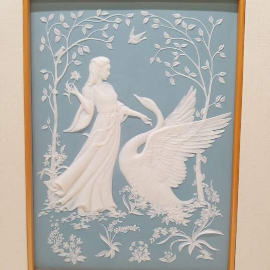 Franklin Mint Porcelain Wall Art Tile Leda and the Swan image number 3