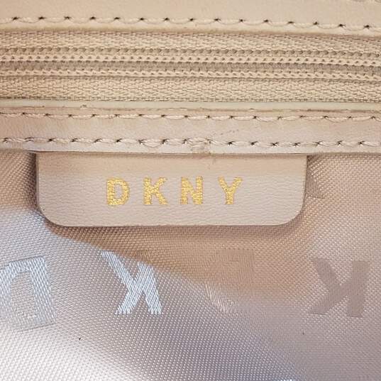 DKNY White PU Quilted Small Shoulder Satchel Bag Handbag image number 6