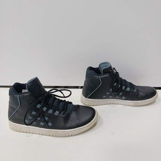 Men’s Air Jordan Illusion Sneakers Sz 8.5 image number 4