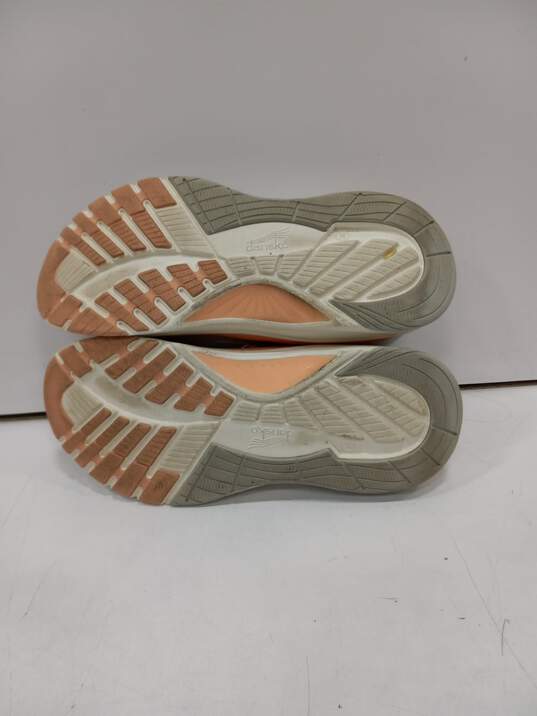 Women's Dansko Pink & Gray Running Shoes US Size 5.5 image number 4
