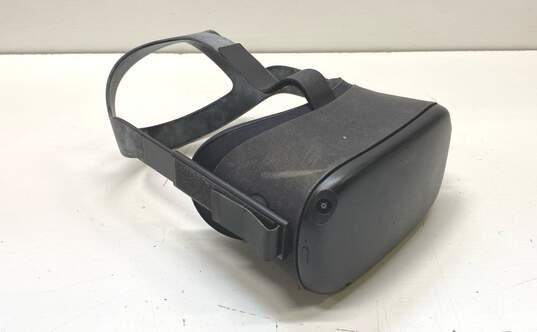 Meta Oculus Quest MH-B VR Headset image number 2