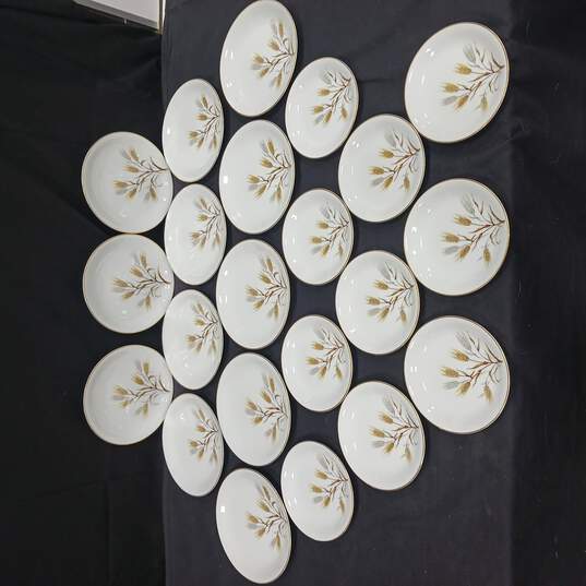 Bundle of 22 Noritake China Plates Made In Japan image number 2