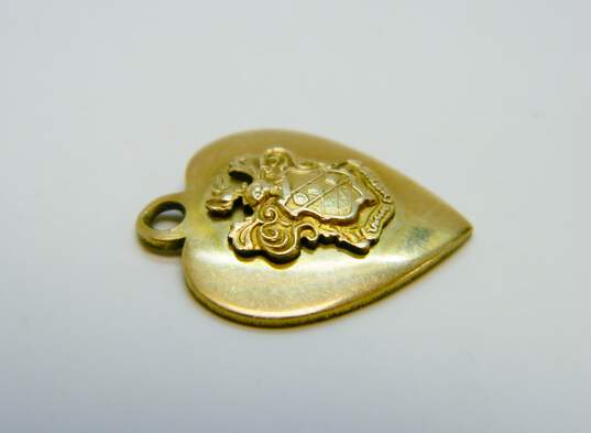 Vintage 10K Yellow Gold Crest Heart Charm Pendant 1.7g image number 4