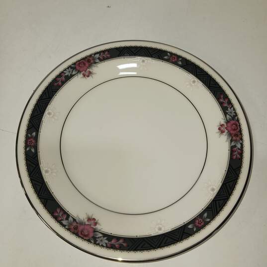 6 Noritake Fine China Dessert Plates image number 4