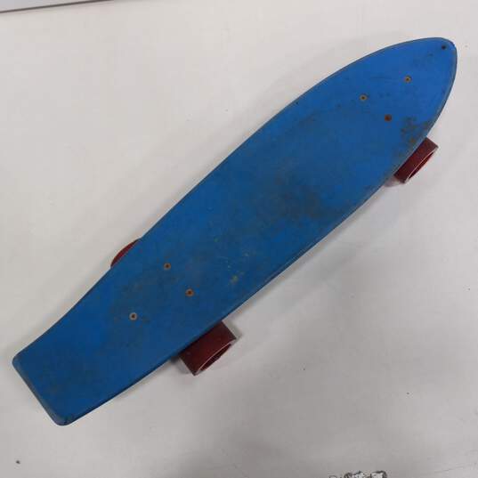 Vintage Blue Skateboard image number 3