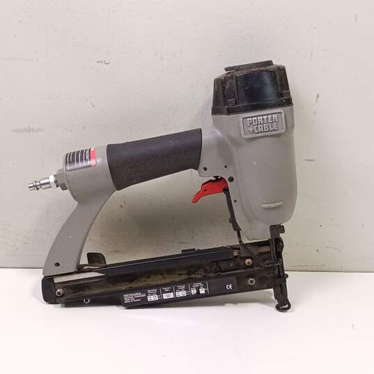 Porter Cable FN250B 16 Gauge Finish Nailer UNTESTED W/Case image number 2