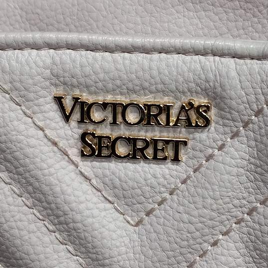 Women's Victoria's Secret Pink Ribbed Handbag image number 5