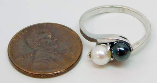 10K White Gold Pearl Ring 2.2g image number 6