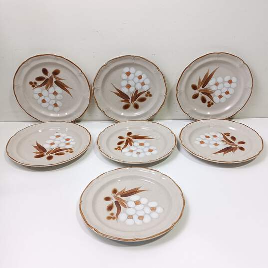 7PC Castlewood The Classic Hand Painted Floral Pattern Dinner Plates image number 2
