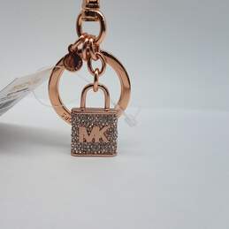 Michael Kors Rose Tone Crystal Encrusted Padlock Handbag Tag 36.9g alternative image