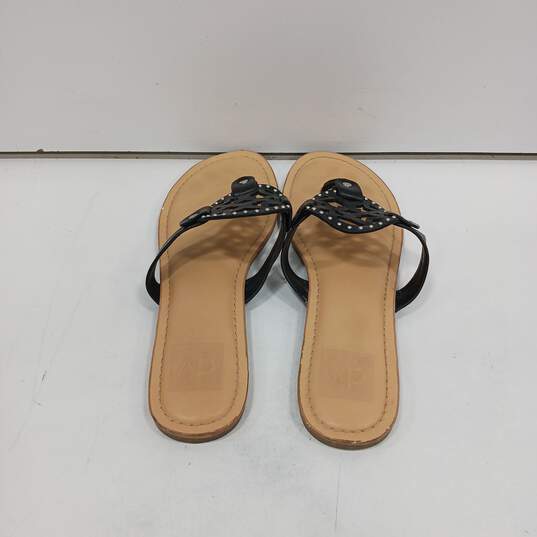 DV by Dolce Vita Thong Flip Flop Style Sandals Size 8 image number 3