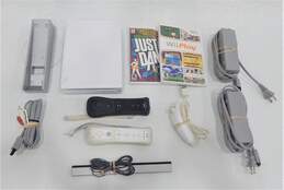 Nintendo Wii W/ 2 Games, 2 Controllers, 1 Nunchuk, Wii Play