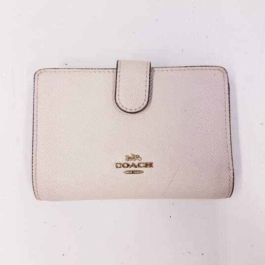 Coach Pebble Leather Bifold Wallet Cream image number 1