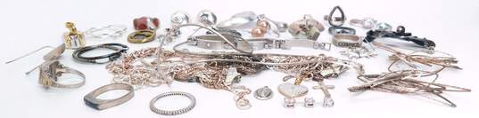 157.1g 925 Sterling Silver Scrap And Stones image number 2