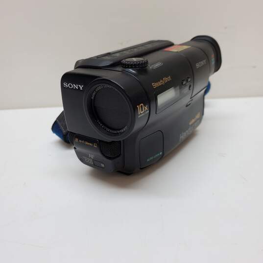 Sony Handycam CCD-TR500 Black 10x Variable Optical Zoom Camcorder with Bag & Extras image number 2