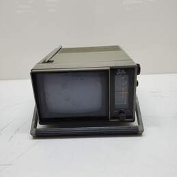 Vintage Tote Vision 5" Portable TV Model UT-5501 Untested