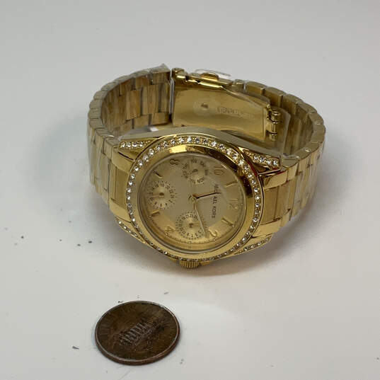 Designer Michael Kors Blair MK-5639 Gold-Tone Chronograph Analog Wristwatch image number 2