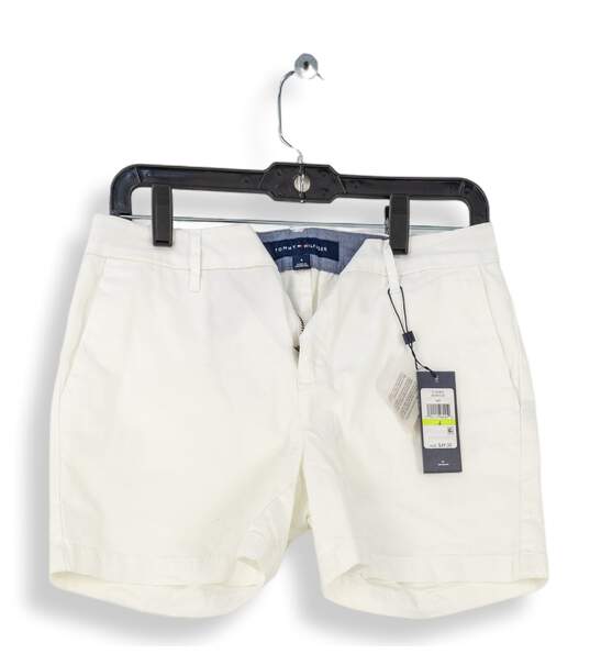 NWT Mens White Flat Front Slash Pockets Casual Chino Shorts Size 4 image number 1