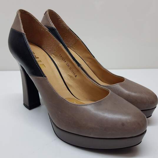 Belle Brown & Black Pump Heels Women's Size 3 image number 1