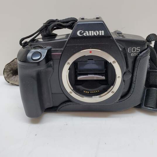 Canon EOS 650 35mm SLR Film EF Lens Mount Camera Body Only image number 1