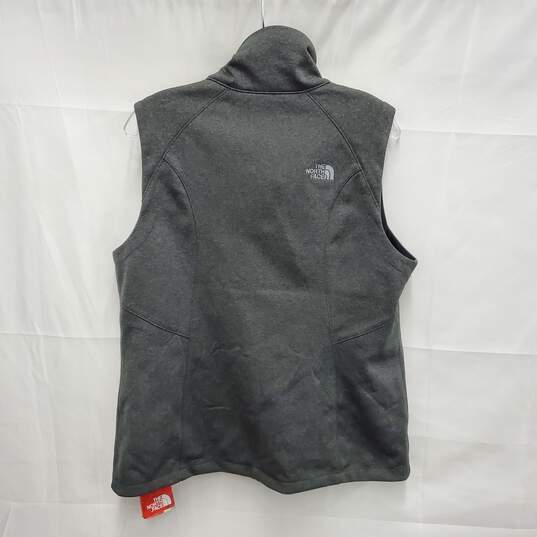 NWT The North Face WM's Heathered Gray Ridgeline Stryker Vest Size L image number 2