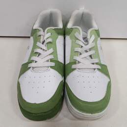 Boys White Green Lace Up Low Top Basketball Shoes Size 3
