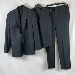 Studio Suits Gray Suit - Size Medium